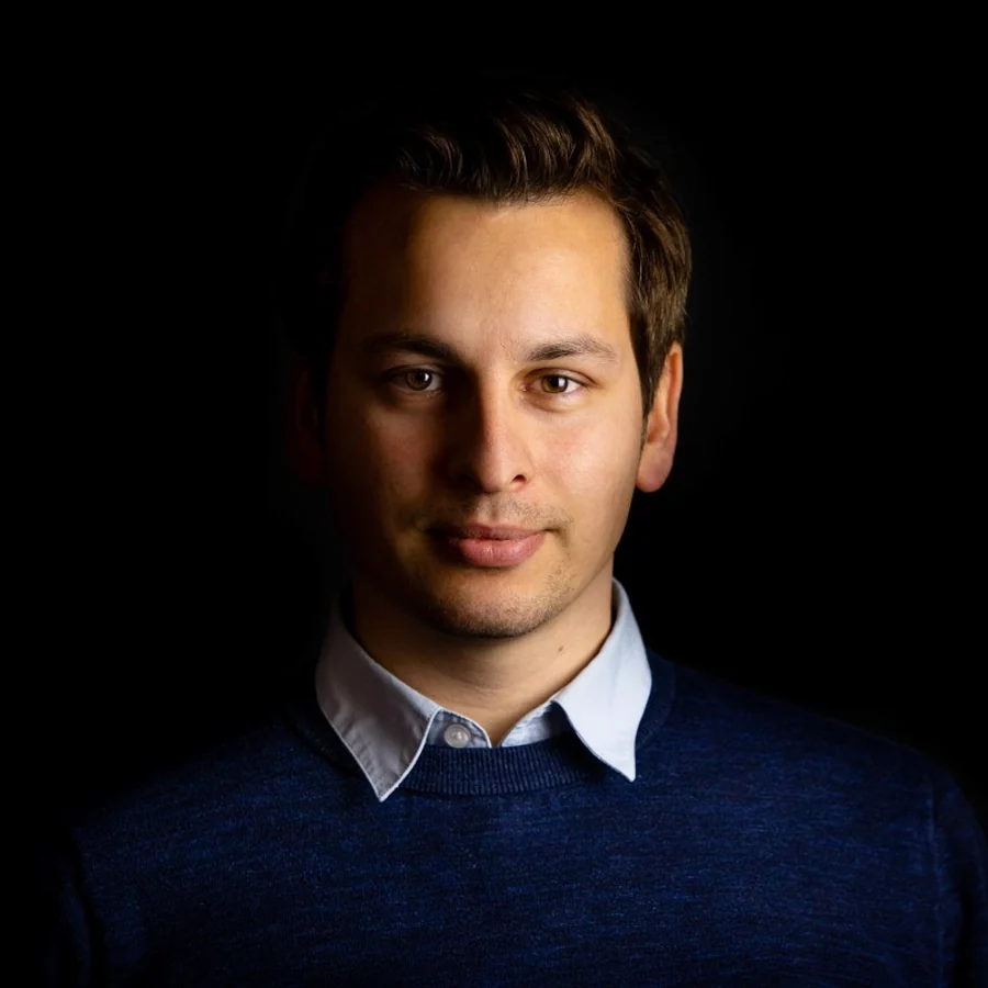 Portrait of Rasmus, founder of INVEA Engineering.